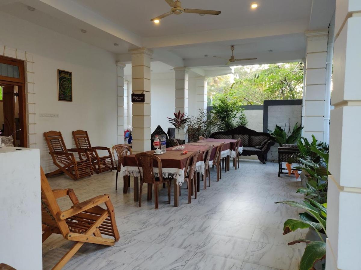 Hotel Surf'N Lanka - Surf School Weligama Exterior foto